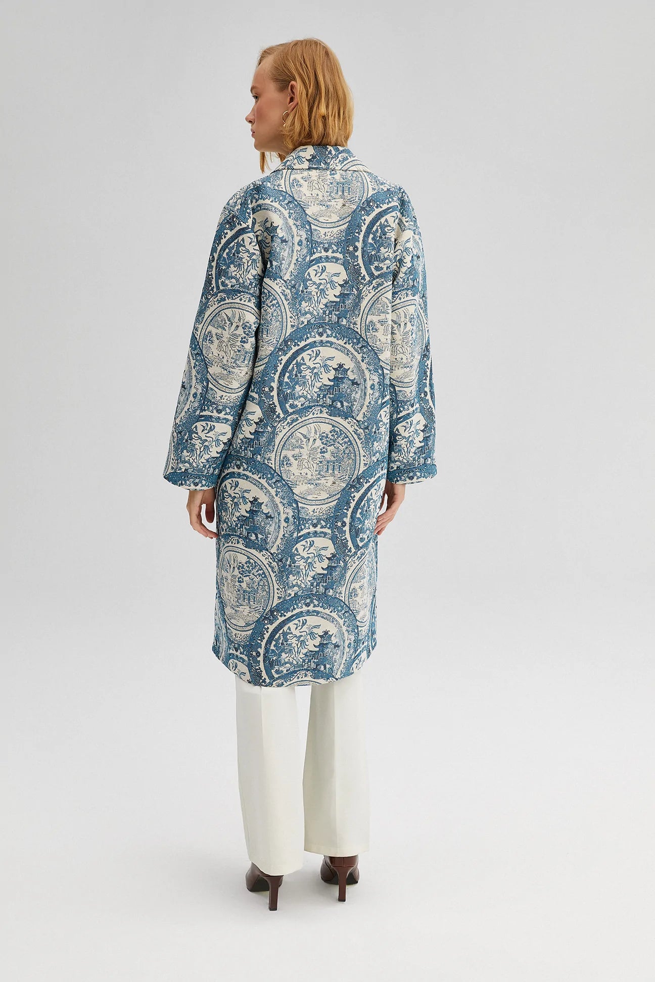 Patterned Long Light Coat